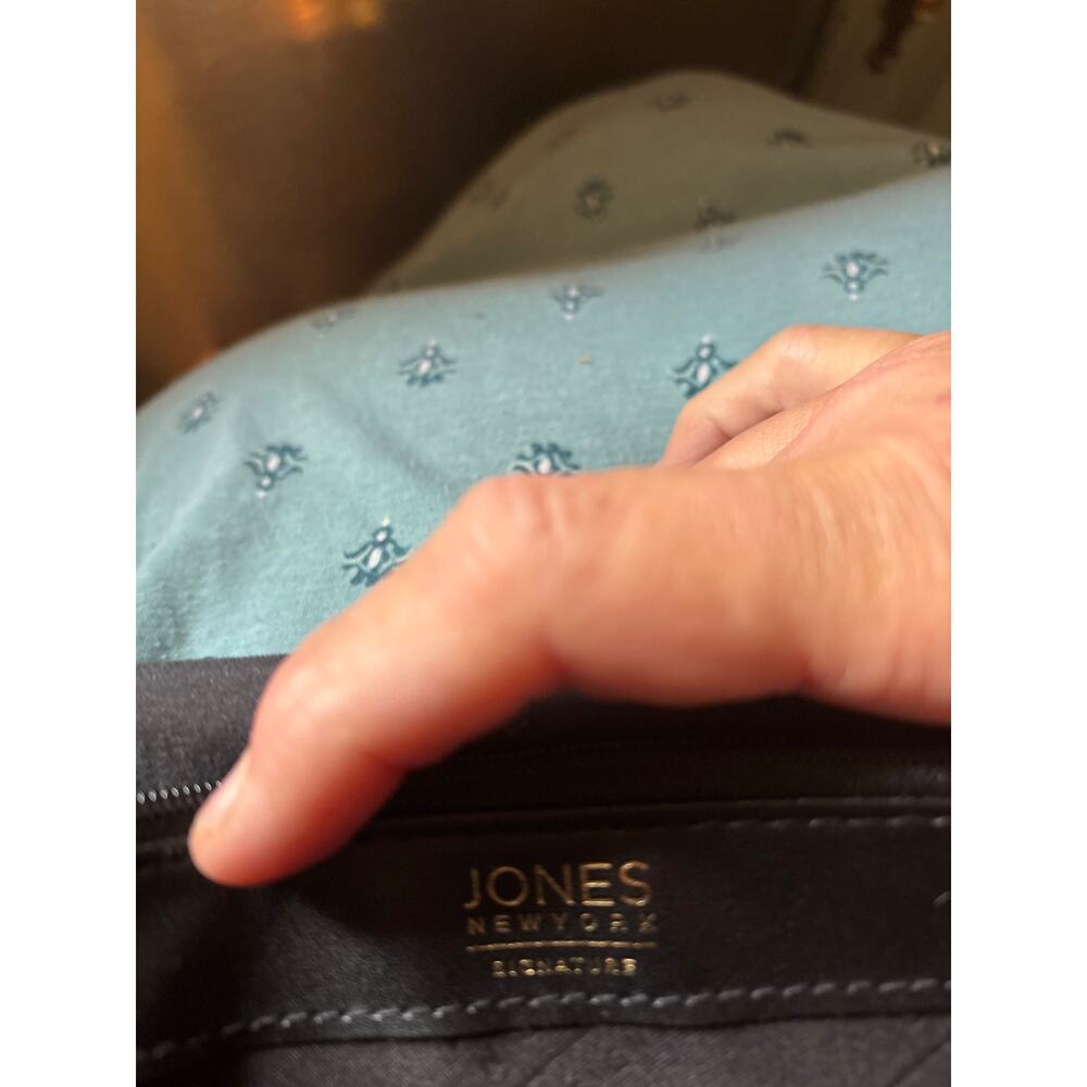 Jones  New York wallet - Picture 3 of 3